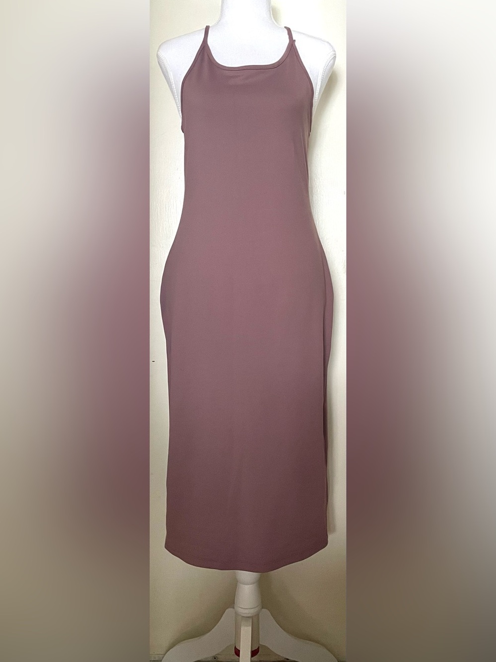Women's Mauve Bodycon Midi Dress. Stretching. Size M fits S